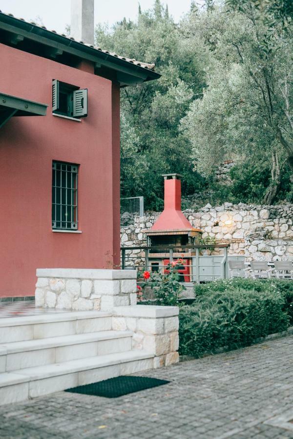 Villa La Casa Rossa Áyios Nikítas Exterior foto